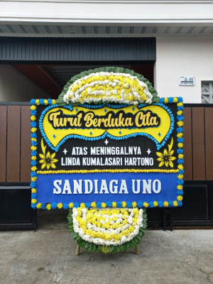 Papan Bunga Duka di Teladan Timur
