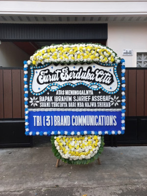 Papan Bunga Duka di Teladan Timur